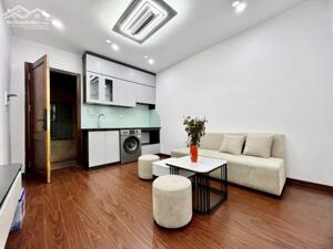 Bán Tập thể đường Nguyễn Trãi, Thanh Xuân, nhà đẹp, ô tô đỗ cầu thang, gần Royal City