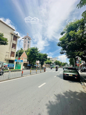 giá giảm sập sàn. nhà phường 17 bình thạnh giáp quận 1. dt 67m2 3 tầng chỉ 6.9 tỷ