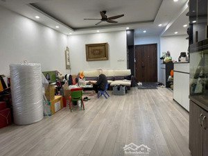 bán căn hộ chung cư m5 nguyễn chí thanh , căn góc 2 thoáng , nhà còn khá mới , tầng trung đẹp