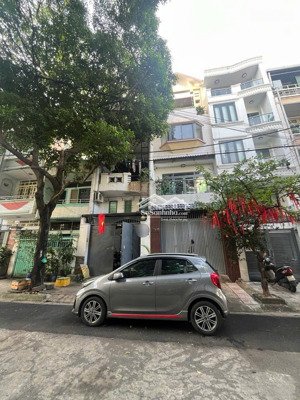 bán nhà khu cư xá nguyên hồng, q,bt -[ dt: 64m2 + 5 tầng] - đang cho thuê 35tr/tháng - giá: 13,8 tỷ