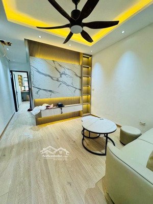 căn hộ tập thể văn quán lương ngọc quyến 2.7 tỷ 2 ngủ, ở ngay