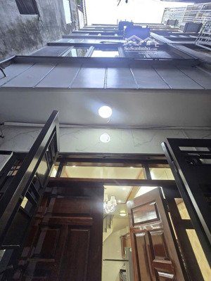 nhà riêng phố bạch mai - trung tâm hai bà trưng - 20m ra phố