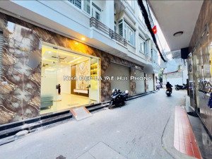 bán nhà phố chợ đôn, ngõ thông, ôtô đỗ trước cửa nhà, ngay sát chợ kinh doanh nhỏ lẻ được