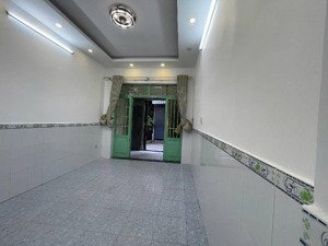 nhà sát mặt tiền phạm văn bạch.chủ cần bán gấp trong tết 5ty4 .65m2 sát bên nhà ga t3, thông