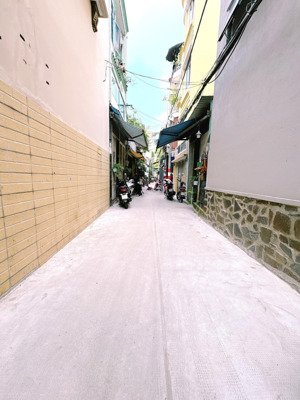 bán nhà mới mua về đón tết - lạc long quân, tân bình, 3,44 tỷ, 18m2, chính chủ giá ưu đãi