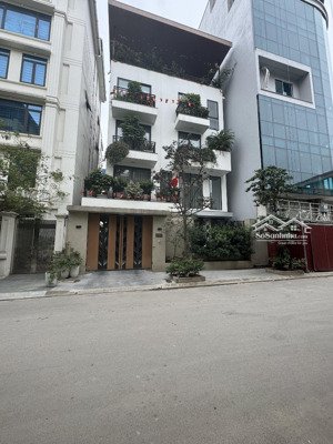 tôi mời thuê nhà phố nguyễn văn huyên cầu giấy: 95m2 - 5 tầng, nhà phân lô đẹp, ô tô tải đỗ, 30tr/t