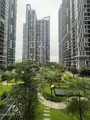 căn studio duy nhất giá 2.45 tỷ bao toàn bộ phí view công viên hướng đông nam mát mẻ