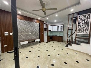 nhà đẹp ô tô đỗ cửa tại phụng châu - alo e giang 