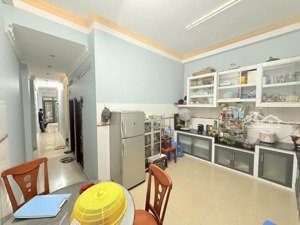 hẻm ô tô sát mặt tiền phú thọ hoà - 86m2 - 4 tầng - dòng tiền 35tr/tháng - chỉ 9tỷ99 tl