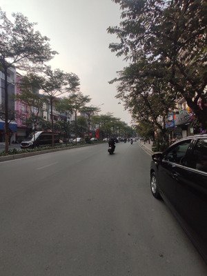 bán nhà đào tấn ba đình dt 160m x 5t x mt 6,5m giá 122 tỷ có thương lượng