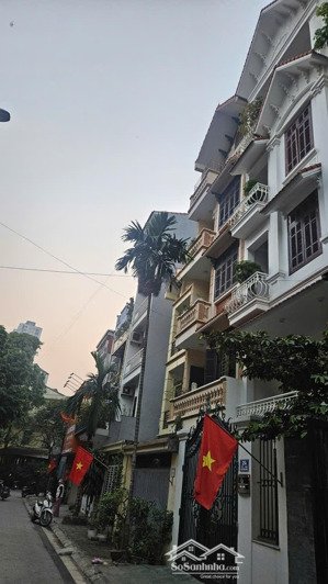 khu vip văn quán vỉa hè ô tô tránh 76m nhỉnh 20x tỷ