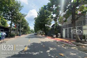 có 1 lô thôi, sổ sẵn - mặt tiền đường số 11 - kdc hiệp thành 3 - gần công viên, sân banh