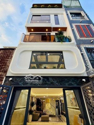 nhà đẹp xây mới 5 tầng có thang máy xịn sò tặng full nội thất - xe hơi ngủ nhà