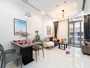 cần cho thuê gấp căn hộ the prince residence. dt: 83m2, 2pn, 2wc. giá 24tr/th. lh: 