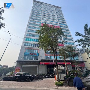 siêu hót cho thuê 340m2 tầng 1 mặt phố liễu giai, ba đình