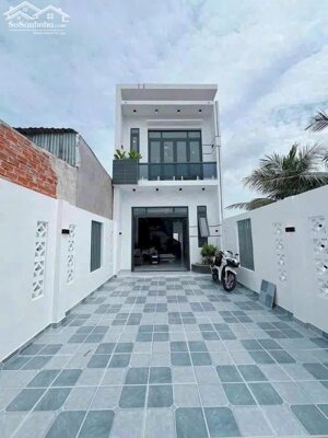 SIÊU PHẨM NHÀ LẦU GIÁP PHƯỜNG BỬU LONG - SÂN TRƯỚC 10M