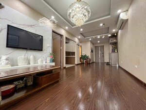 nhà đẹp cần bán! chung cư flc star tower hà đông 95m2, 3 ngủ giá 6.xx tỷ