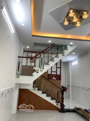 nhà mới đón xuân 2026 bình long, bình tân hẻm thông 4m ô tô chạy tới nhà chỉ 5.x