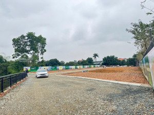 so đất hoà lạc với các khu vệ tinh khác thì sao?