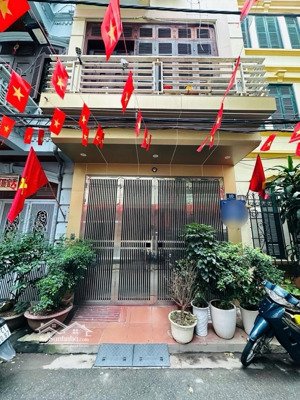 nhà ngõ 36 chùa liên phái, hai bà trưng 56m2 5 tầng 5m mt chỉ 10.5 tỷ giá siêu đầu tư 17x tr/m2