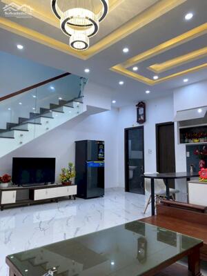 Bán Nhà 3 tầng 2 Mặt tiền Bùi Thị Xuân, Thuỷ Biều, Thuỷ Xuân, Huế