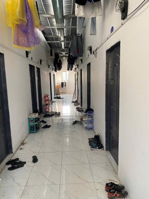 bán chdv q9 400m2 thu nhập cao gần 100tr/tháng