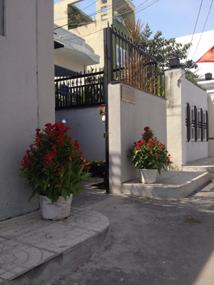 nhà nguyễn oanh, p. 17, gv. dt: 7,6m x 22m cn: 169m2 nhà cấp 4, tiện xây mới, giá 14tỷ tl