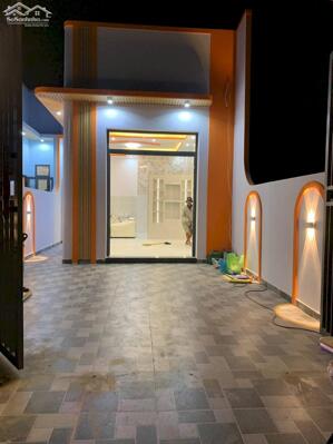 BÁN NHANH NHÀ CẤP 4 150M2 RẠCH KIẾN, CẦN ĐƯỚC, LONG AN, 2 TỶ 100 TRIỆU, SHR