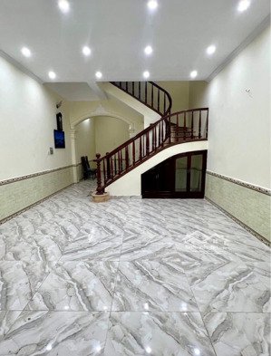 chính chủ cho thuê nhà ngõ 68 trung kính, yên hòa, cầu giấy. 68m2 x 5t. lh 