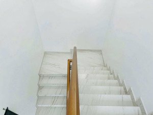 bán nhà 1 trệt 1 lửng 3 lầu 1 tum hẻm 154 đường vườn lài, 65.2m2 diện tích sàn: 247m2 giá 7.8 tỷ