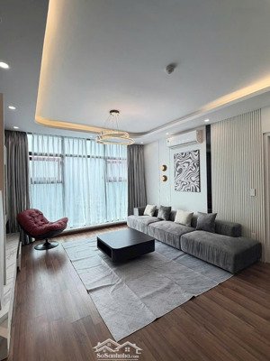 chính chủ cần bán gấp chcc mỹ đình plaza 2 77.5m 2pn đủ đồ đẹp, sẵn sổ giá 7 tỷ. lh 