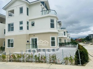 tôi chính chủ bán căn biệt thự góc khu nhà ở cán bộ chiến sỹ hq vùng 4 mhdi giá tốt cho nhà đầu tư