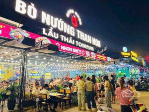 cho thuê nhà mặt phố lò đúc, diện tích:175m2, mặt tiền:6,4m,cho kinh doanh mọi mô hình cat hàng ăn