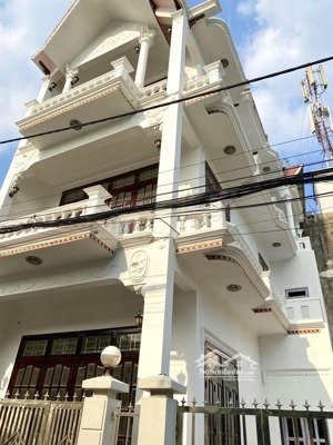 siêu phẩm biệt thự 3 tầng 83m2 - ngang 7x13 - nhỉnh 5 tỷ - đường lê thị hoa bình chiểu tphcm .