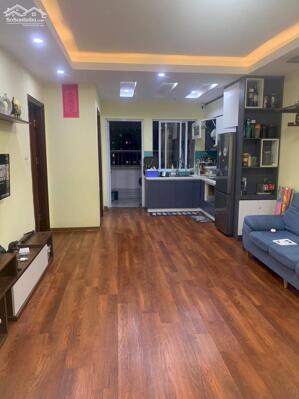 Bán chung cư Quân Đội Thạch Bàn-Long Biên-70m 2n2wc tầng cao-sẵn sổ đỏ-giá bán 4.5 tỷ (thương lượng)