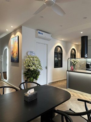 giá chỉ hơn 6 tỷ căn hộ 2n2w tại the garden hills, 99 trần bình. sẵn sổ, full đồ