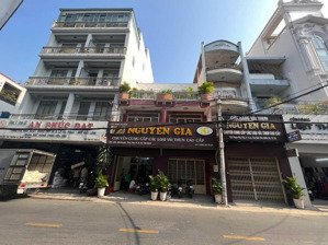 hàng hiếm! giá 32 tỷ mặt tiền bàu cát dt 9x35m (300m2) nhà 2 lầu đang cho thuê 100 tr/th