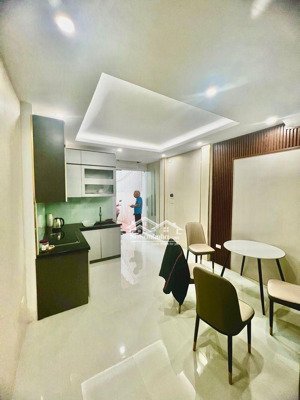 chính chủ cần bán nhà phố tân mai, dt 30m2 5 tầng mt 3.6m, full nội thất, sát ô tô, giá chỉ 7,4 tỷ