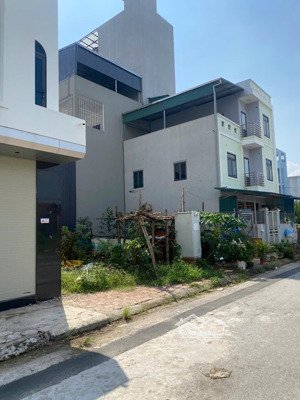 duy nhất lô đất 2 mặt thoáng diện tích 110m2, trục chính cổ đông nhỉnh 3 tỷ(bao mọi phí)