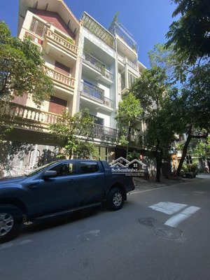bán nhà liền kề hà đông, 85m2 5 tầng, vỉa hè 3m, gần công viên, giá chỉ 22 tỷ