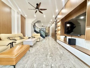 cho thuê nhà mới xây nội thất đẹp 3 phòng ngủ full nội thất kđt mỹ gia giá 25 triệu/tháng