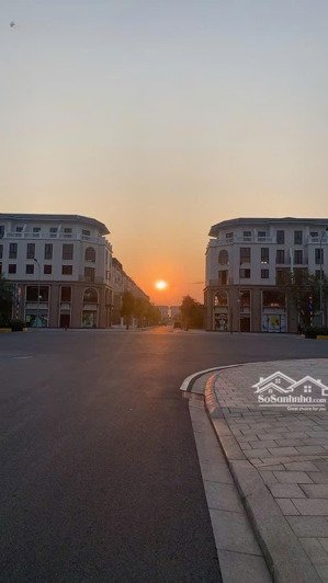 siêu phẩm shophouse pb - 36 hướng tây nam - đông bắc, dt đất: 100m2 dtxd: 385.3m2