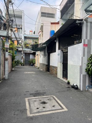 chỉ 7tỷ hơn sở hữu ngay xe hơi tới nhà thống nhất 3pn hiện đại với dtcn 53m2