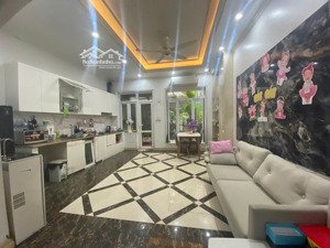 chính chủ cho thuê nhà 4 tầng x 80m2/tầng, thích hợp với làm văn phòng, vừa ở vừa kd, full nội thất