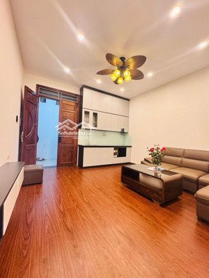 tập thể cty cơ khí hà nội 129 nguyễn trãi 62m2 giá 3.55 tỷ đối diện royal city