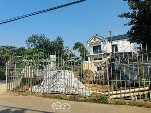 siêu hot chỉ cần 2.6 tỷ làm chủ lô đất 85m2 mặt đường trục chính thôn yên thái - phú cát - hà nội