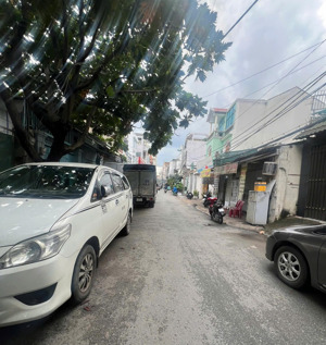 gần ngã tư hàng xanh - xuất cảnh căn nhà mới đẹp hẻm xe tăng khu đồng bộ 4x20m giá chỉ 13 tỷ 4