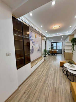 nhà đẹp đón tết - căn giá rẻ 68m - full nội thất toà sdu 143 trần phú, hà đông