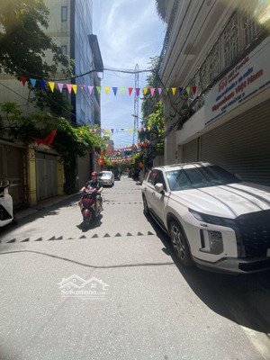 bán nhà phố thạch bàn ô tô tránh lô góc dt60 mt4 giá nhỉnh 11ty