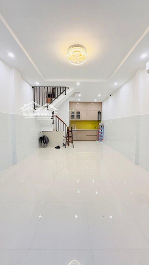 gần đầm sen - hoà bình quận tân phú - 2 tầng mới đẹp - hẻm xe hơi- dtsd 71.4m2 -giá 5.2 tỷ tl